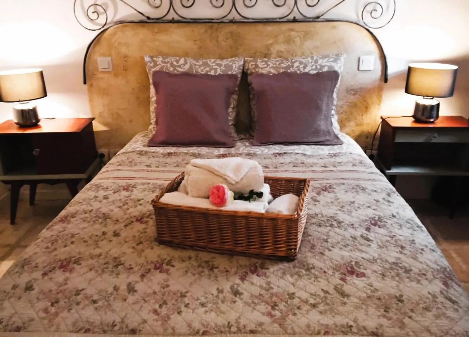 Appartement En Campagne Au Coeur Du Luberon Roussillon en Isere 0*,